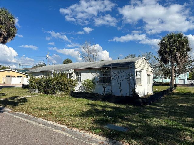 1811 2ND STREET, Indian Rocks Beach, FL 33785