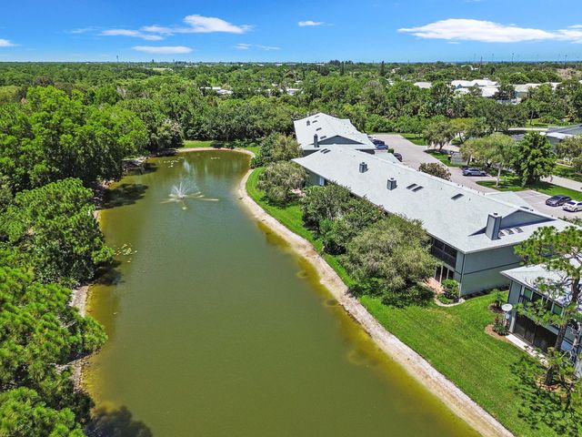 8259 SE Croft Circle L-7, Hobe Sound, FL 33455