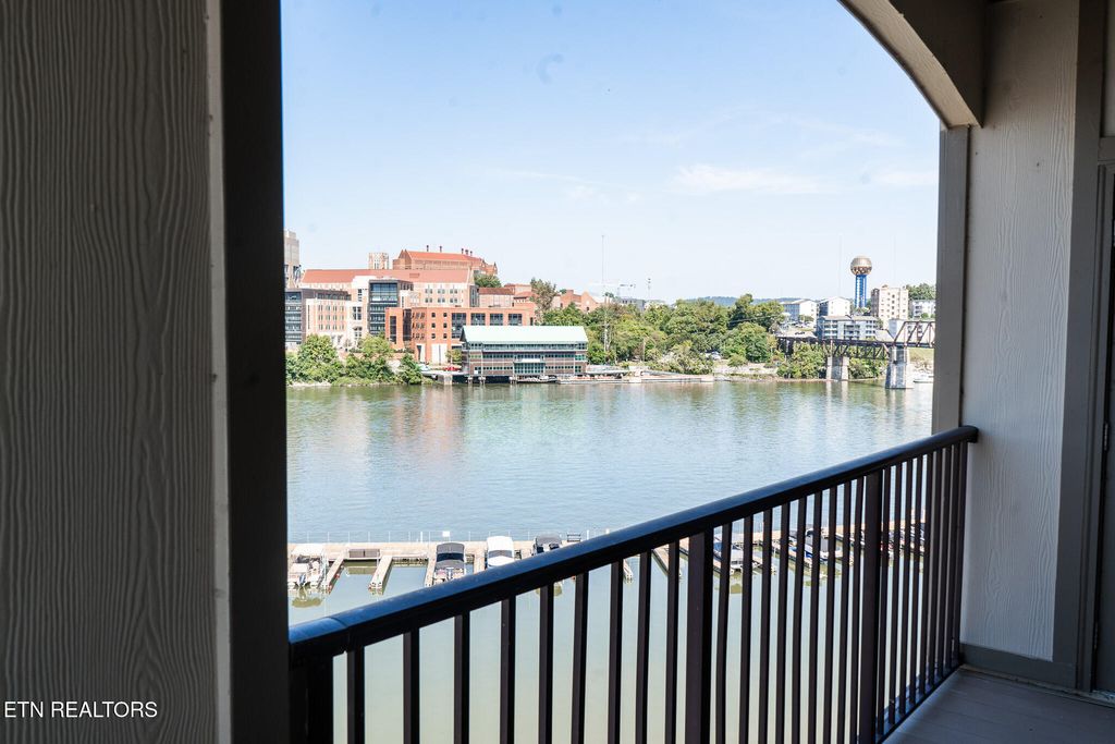 445 W Blount Ave 511, Knoxville, TN 37920