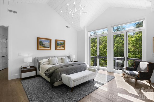 2235 Cold Mountain Road, Lake Toxaway, NC 28747