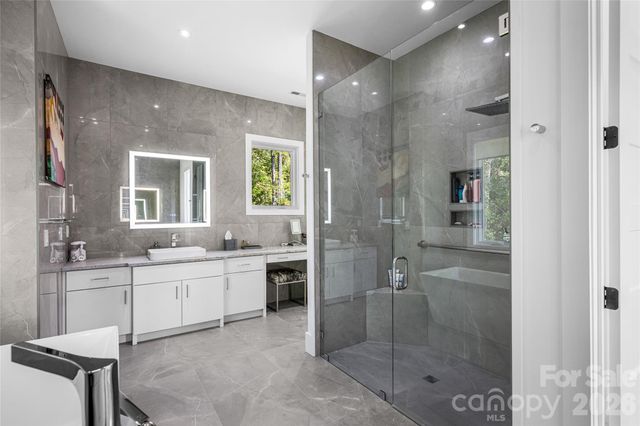 2235 Cold Mountain Road, Lake Toxaway, NC 28747