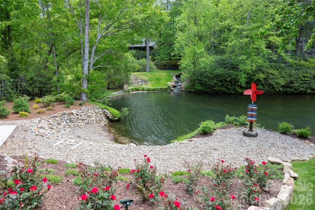 2235 Cold Mountain Road, Lake Toxaway, NC 28747