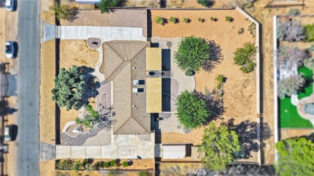 20135 Eyota Road, Apple Valley, CA 92308