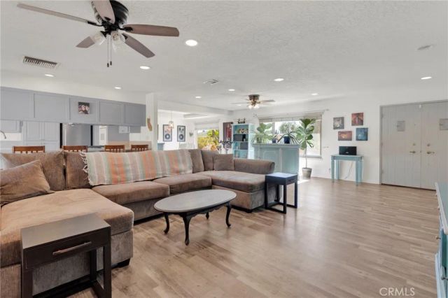 20135 Eyota Road, Apple Valley, CA 92308