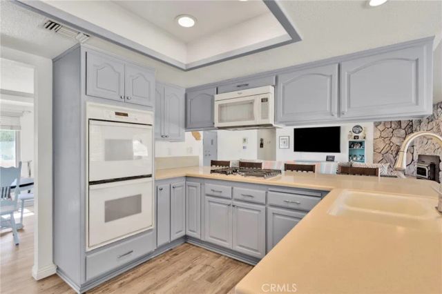 20135 Eyota Road, Apple Valley, CA 92308