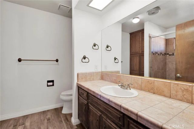 20135 Eyota Road, Apple Valley, CA 92308