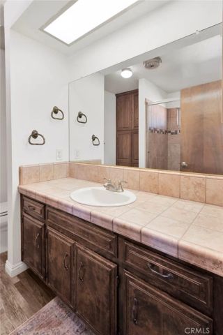 20135 Eyota Road, Apple Valley, CA 92308
