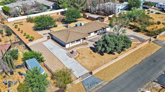 20135 Eyota Road, Apple Valley, CA 92308