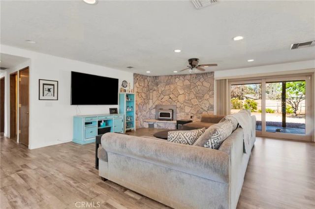 20135 Eyota Road, Apple Valley, CA 92308