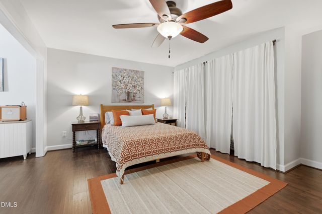 411 Summerwalk Circle, Chapel Hill, NC 27517