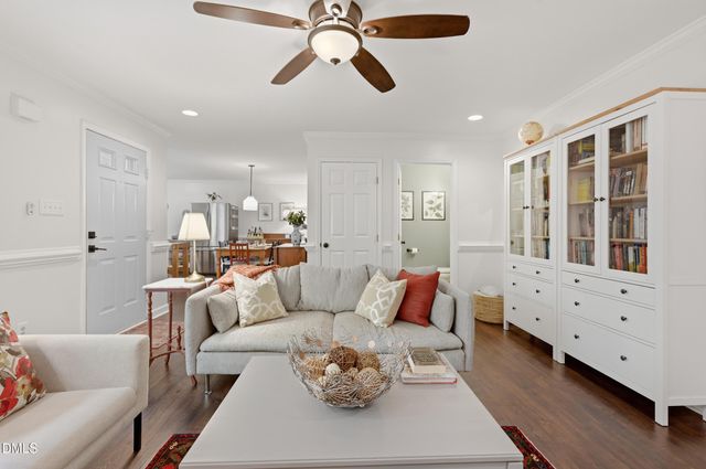 411 Summerwalk Circle, Chapel Hill, NC 27517
