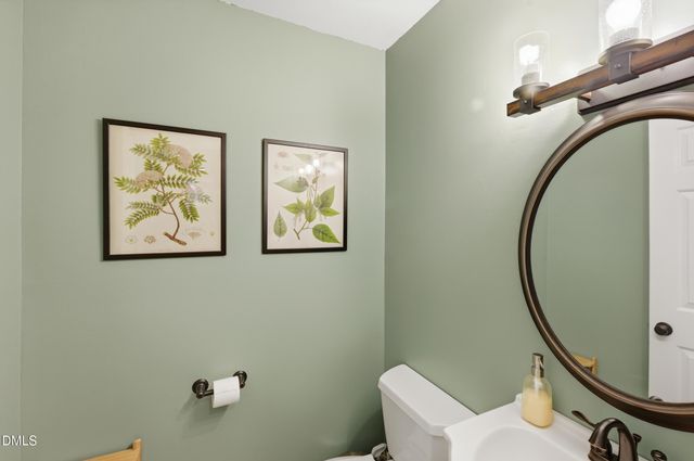 411 Summerwalk Circle, Chapel Hill, NC 27517