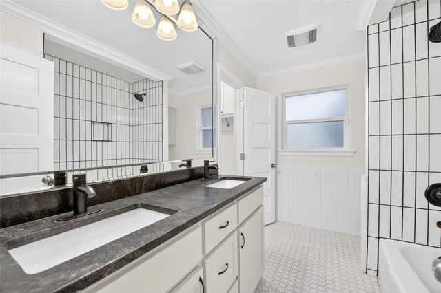 3028 Lavita Lane, Farmers Branch, TX 75234