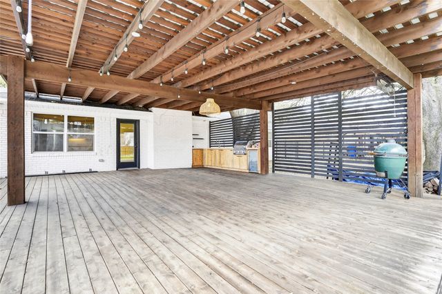 3028 Lavita Lane, Farmers Branch, TX 75234