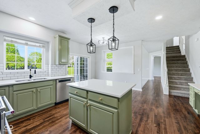 5658 Blackfoot Trail, Carmel, IN 46033