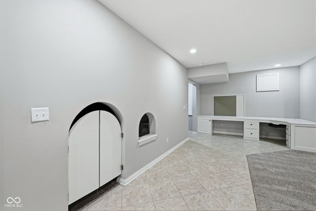 5658 Blackfoot Trail, Carmel, IN 46033