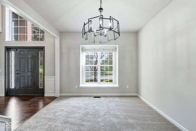 5658 Blackfoot Trail, Carmel, IN 46033
