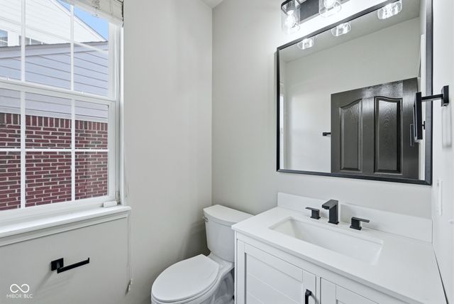 5658 Blackfoot Trail, Carmel, IN 46033