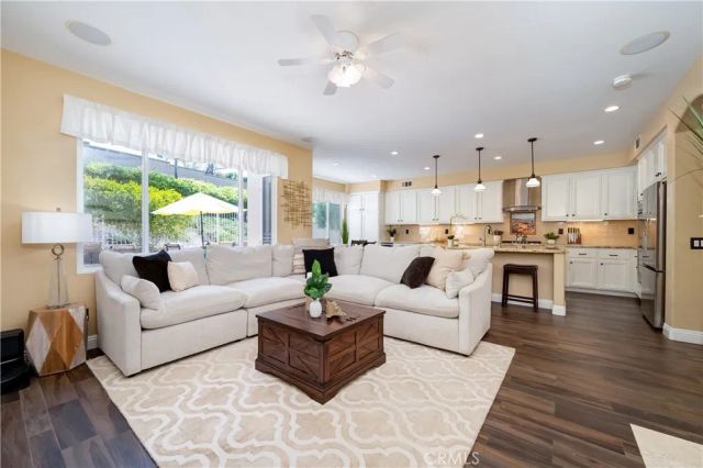 18 Santa Inez, Rancho Santa Margarita, CA 92688