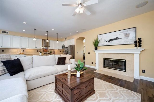 18 Santa Inez, Rancho Santa Margarita, CA 92688