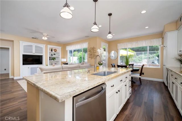 18 Santa Inez, Rancho Santa Margarita, CA 92688