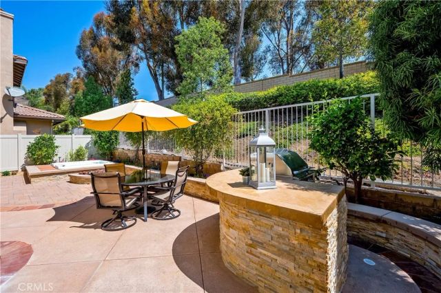 18 Santa Inez, Rancho Santa Margarita, CA 92688