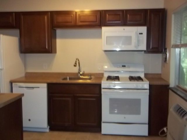 1011 Olivia Avenue, Ann Arbor, MI 48104