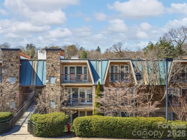 307 Bowling Park Road, Asheville, NC 28803