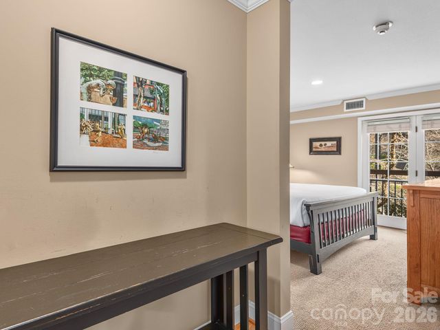 307 Bowling Park Road, Asheville, NC 28803