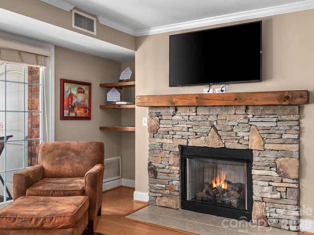 307 Bowling Park Road, Asheville, NC 28803
