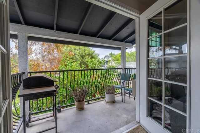 506 Canyon Drive 6, Oceanside, CA 92054