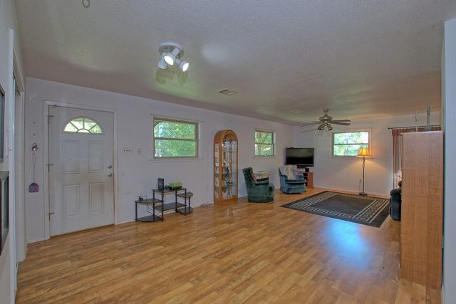 360 Oakhill Road, Hemphill, TX 75948