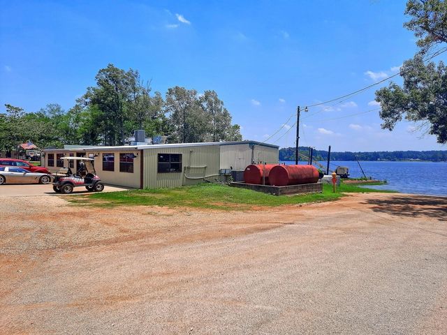 360 Oakhill Road, Hemphill, TX 75948