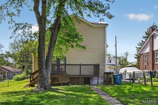 9533 Tennyson Avenue, Overland, MO 63114