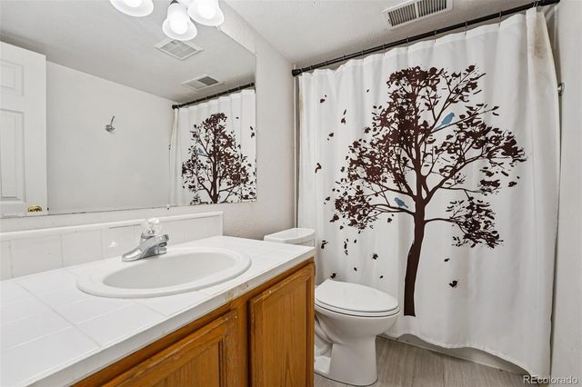 5255 S Danube Street, Centennial, CO 80015