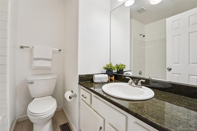 5255 S Danube Street, Centennial, CO 80015