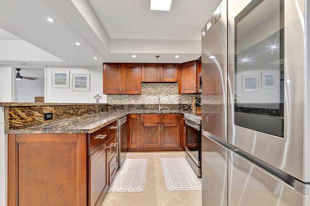 176 Helios Drive 108, Jupiter, FL 33477