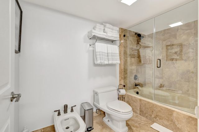 176 Helios Drive 108, Jupiter, FL 33477