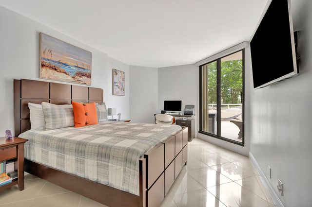 176 Helios Drive 108, Jupiter, FL 33477