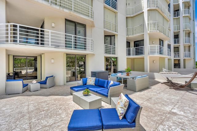 176 Helios Drive 108, Jupiter, FL 33477