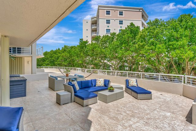 176 Helios Drive 108, Jupiter, FL 33477