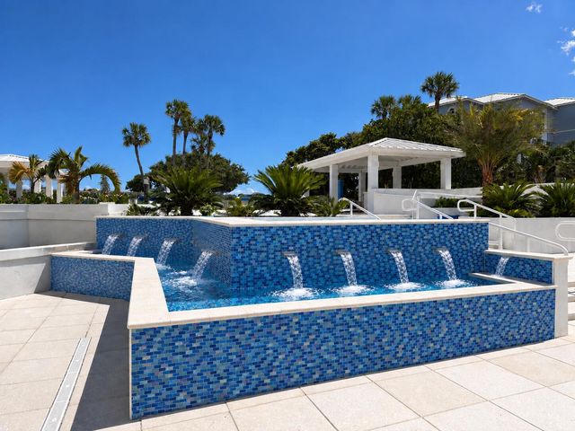 176 Helios Drive 108, Jupiter, FL 33477