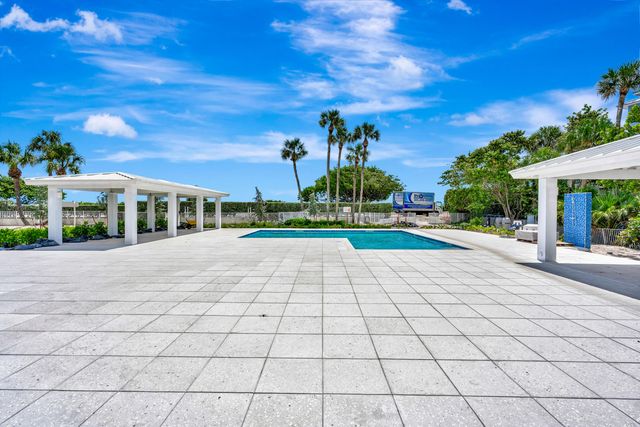 176 Helios Drive 108, Jupiter, FL 33477