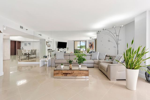176 Helios Drive 108, Jupiter, FL 33477