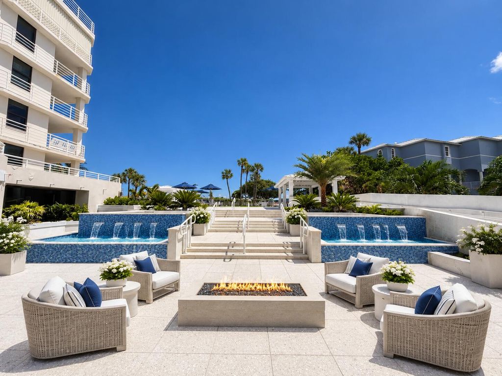 176 Helios Drive 108, Jupiter, FL 33477
