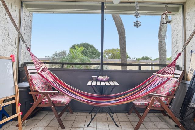 5218 NE 6th Avenue G2, Oakland Park, FL 33334