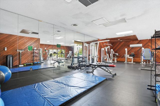 5218 NE 6th Avenue G2, Oakland Park, FL 33334