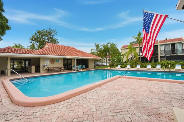 5218 NE 6th Avenue G2, Oakland Park, FL 33334