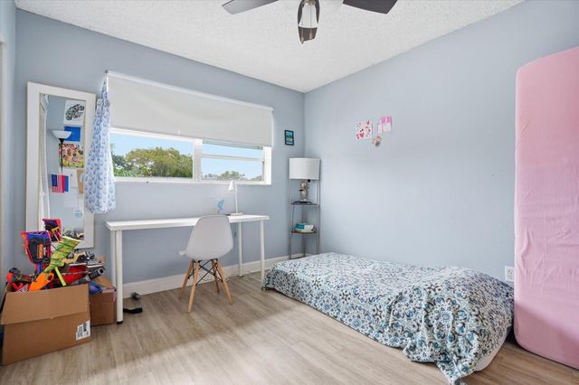 5218 NE 6th Avenue G2, Oakland Park, FL 33334