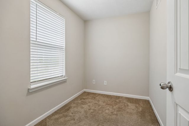 126 Kash Ct, La Vergne, TN 37086